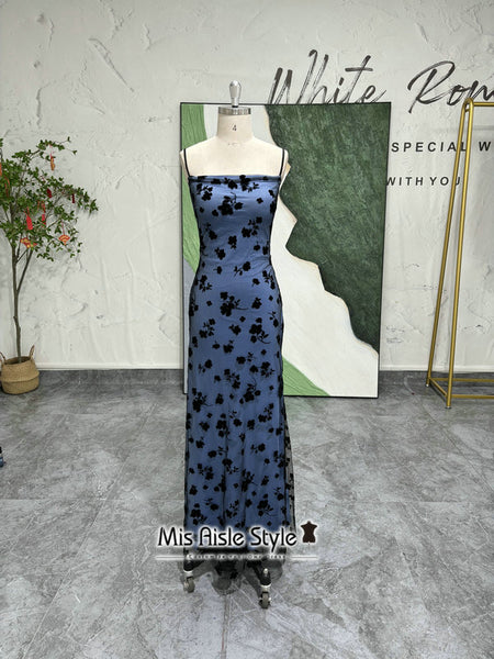 green emerald velvet dress Vintage Fit and Flare Square Neckline Black Lace Prom Dress misaislestyle green emerald velvet dress Vintage Fit and Flare Square Neckline Black Lace Prom Dress misaislestyle