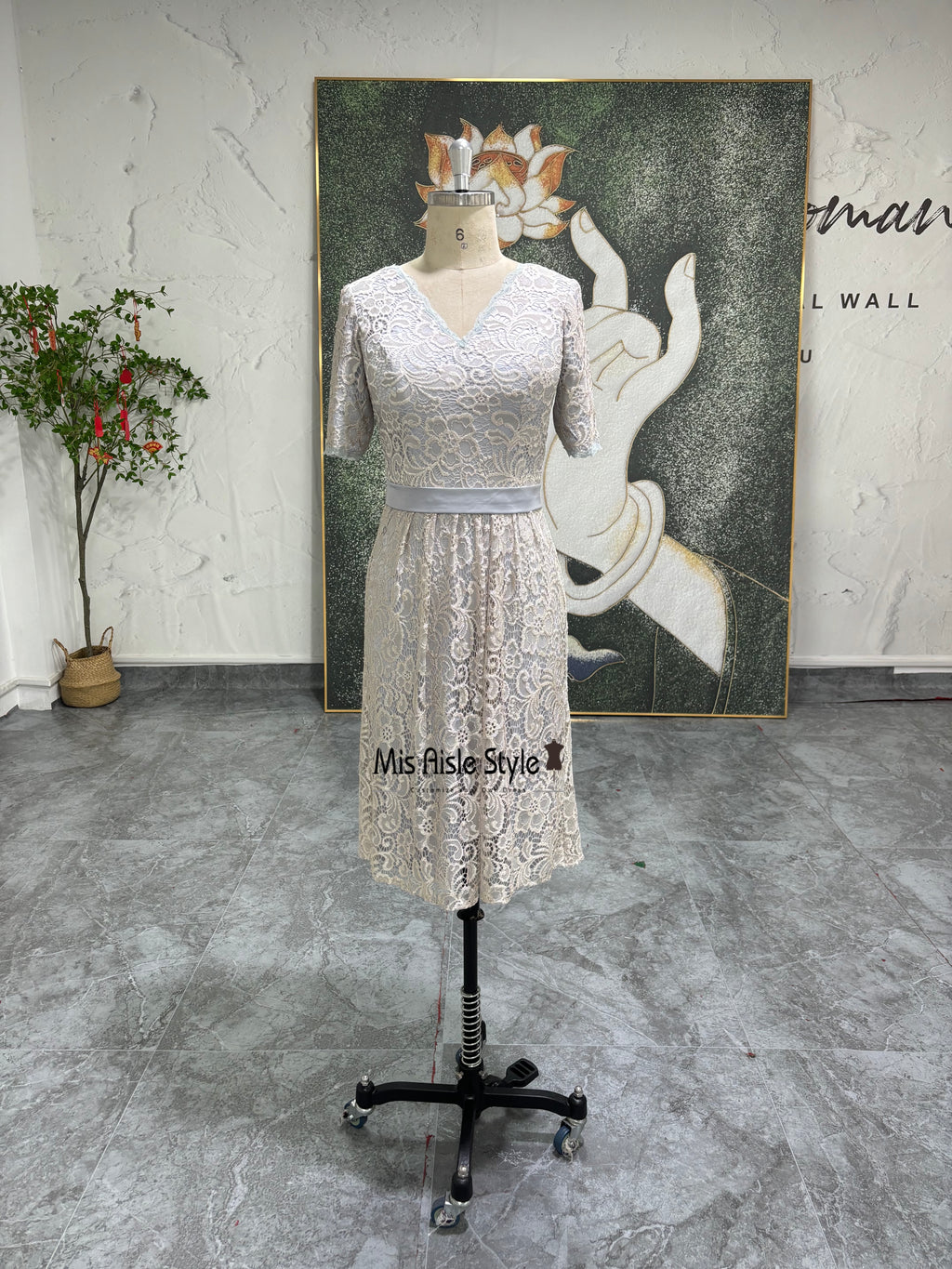 Short Sleeve Lace Mother Of The Bride Dress