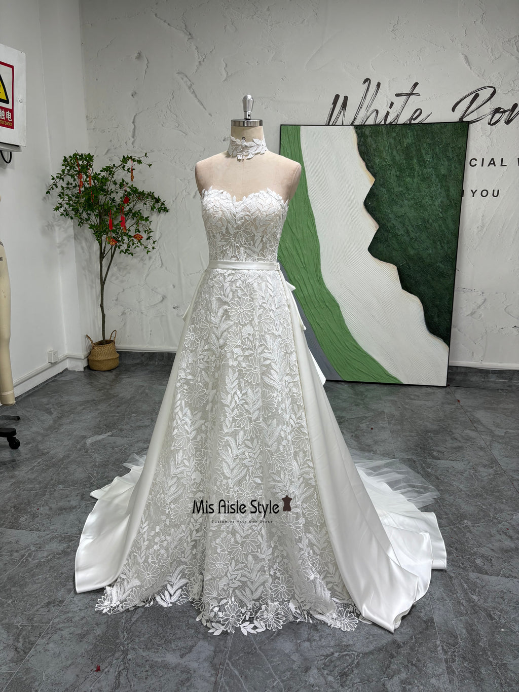 Lace Wedding Dress With Collar