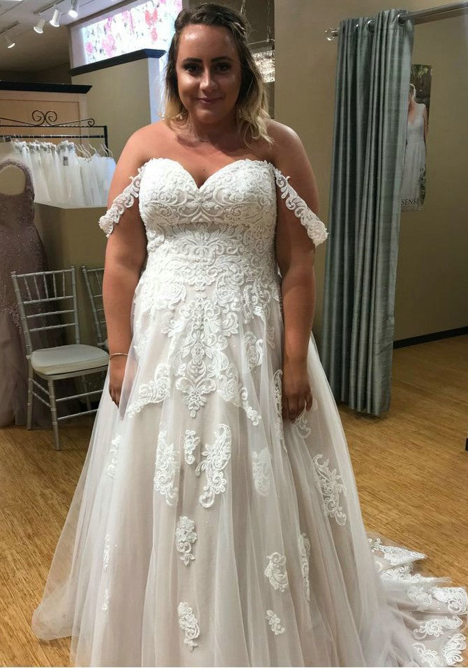 plus size wedding dress